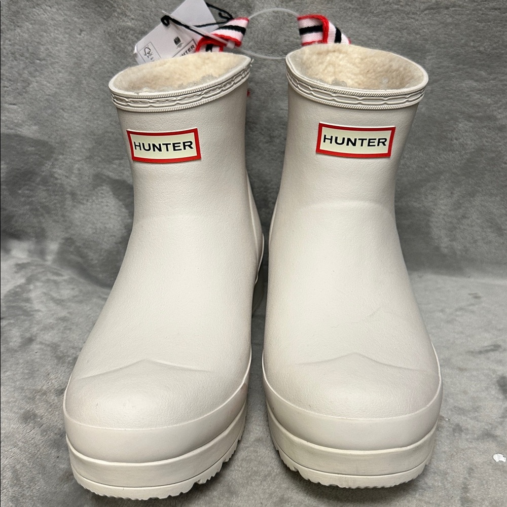 Hunter Play Short Faux Shearling Lined
Waterproof Rain Boots Size 8 - Picture 3 of 8